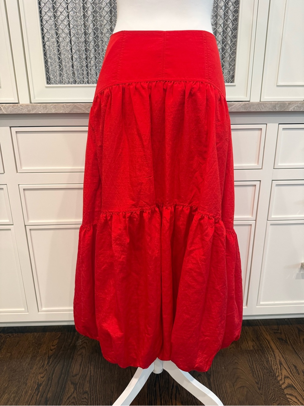 NWT Cinq à Sept Red Blythe Tiered Maxi Bubble Skirt - size 4 - Picture 9 of 13